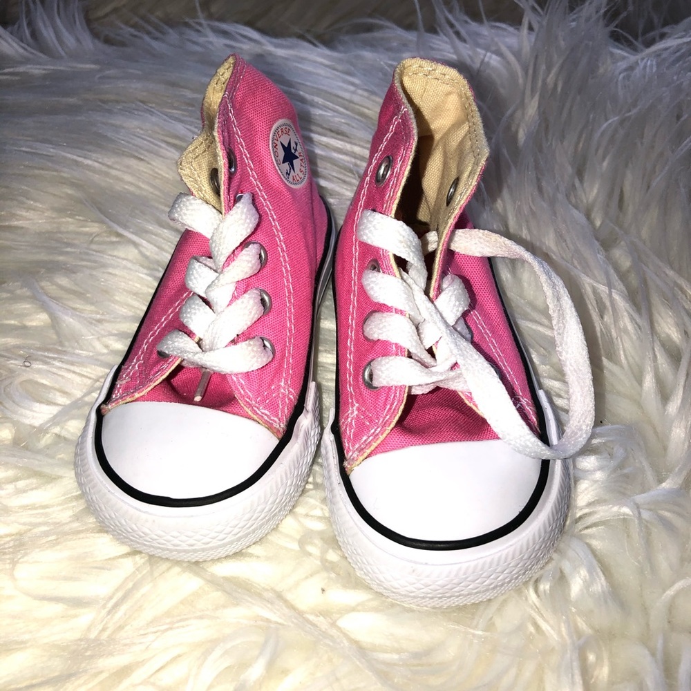 Pink converse - Picture 4 of 4